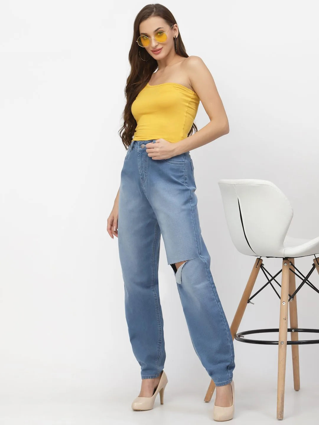 Women Mom's Fit Denim Depant Jeans Being Flawless