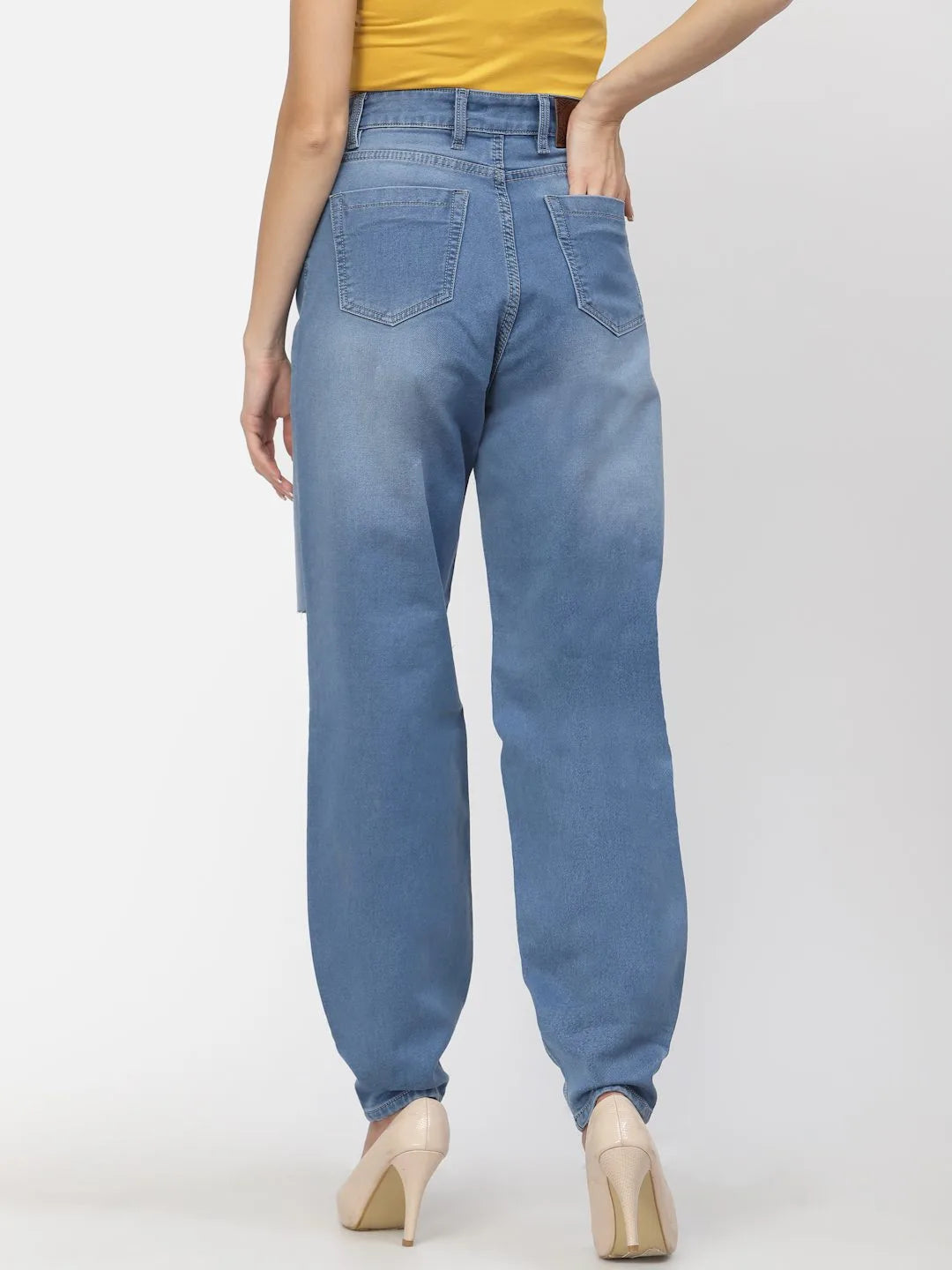 Women Mom's Fit Denim Depant Jeans Being Flawless